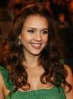 Jessica Alba también estuvo entre las mejor vestidas para la revista "People"